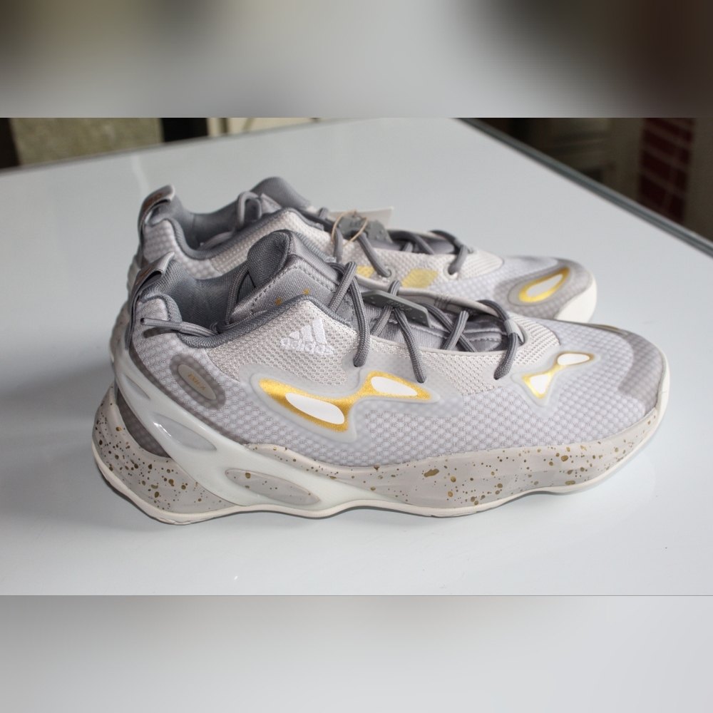 ✨🆕✨ ADIDAS Exhibit A WMNS Cand NWOB - Picture 6 of 12